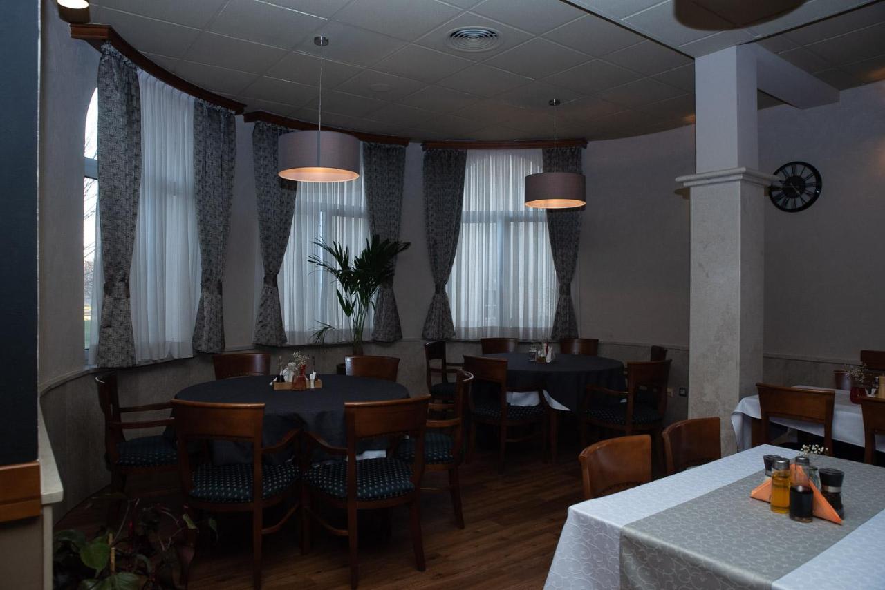 ליובוסקי Hotel Hum מראה חיצוני תמונה